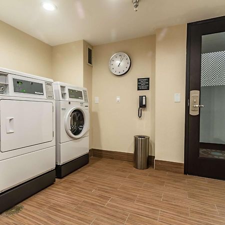 Hampton Inn Winchester-University/ Mall מראה חיצוני תמונה