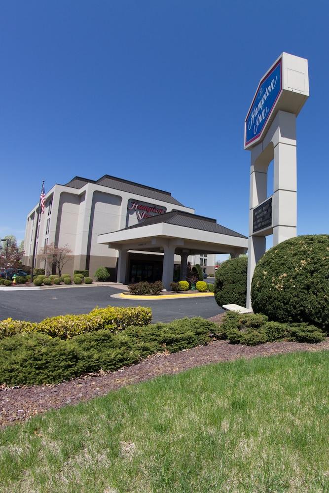 Hampton Inn Winchester-University/ Mall מראה חיצוני תמונה