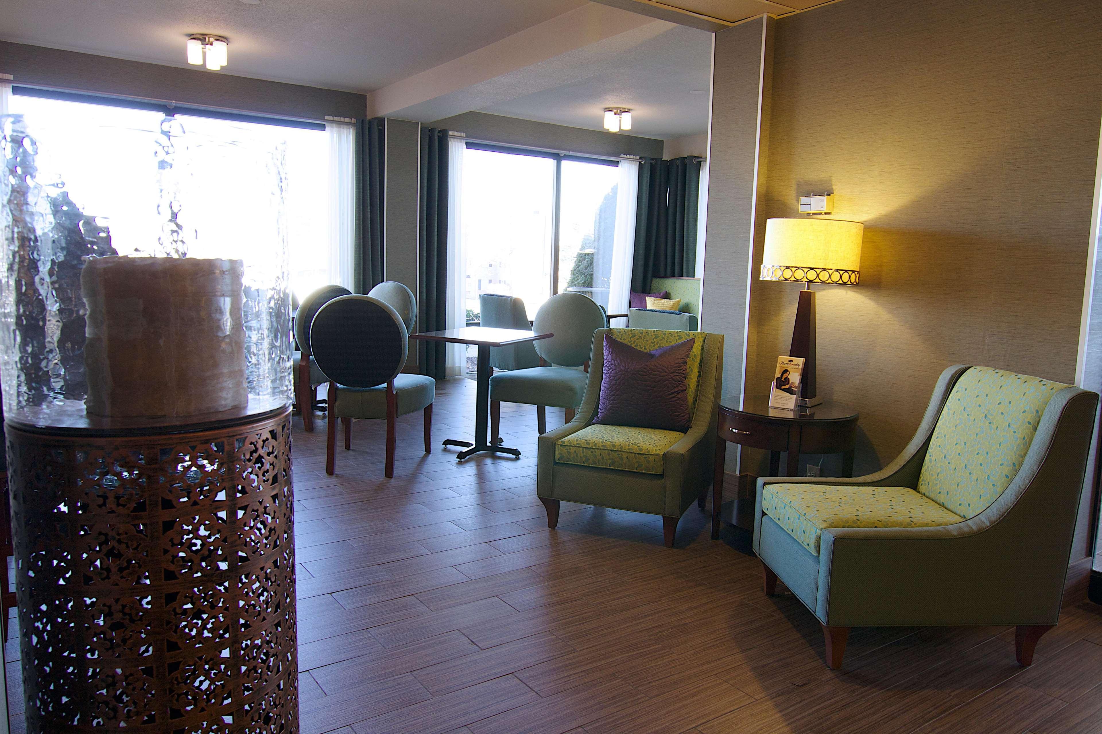 Hampton Inn Winchester-University/ Mall מראה חיצוני תמונה