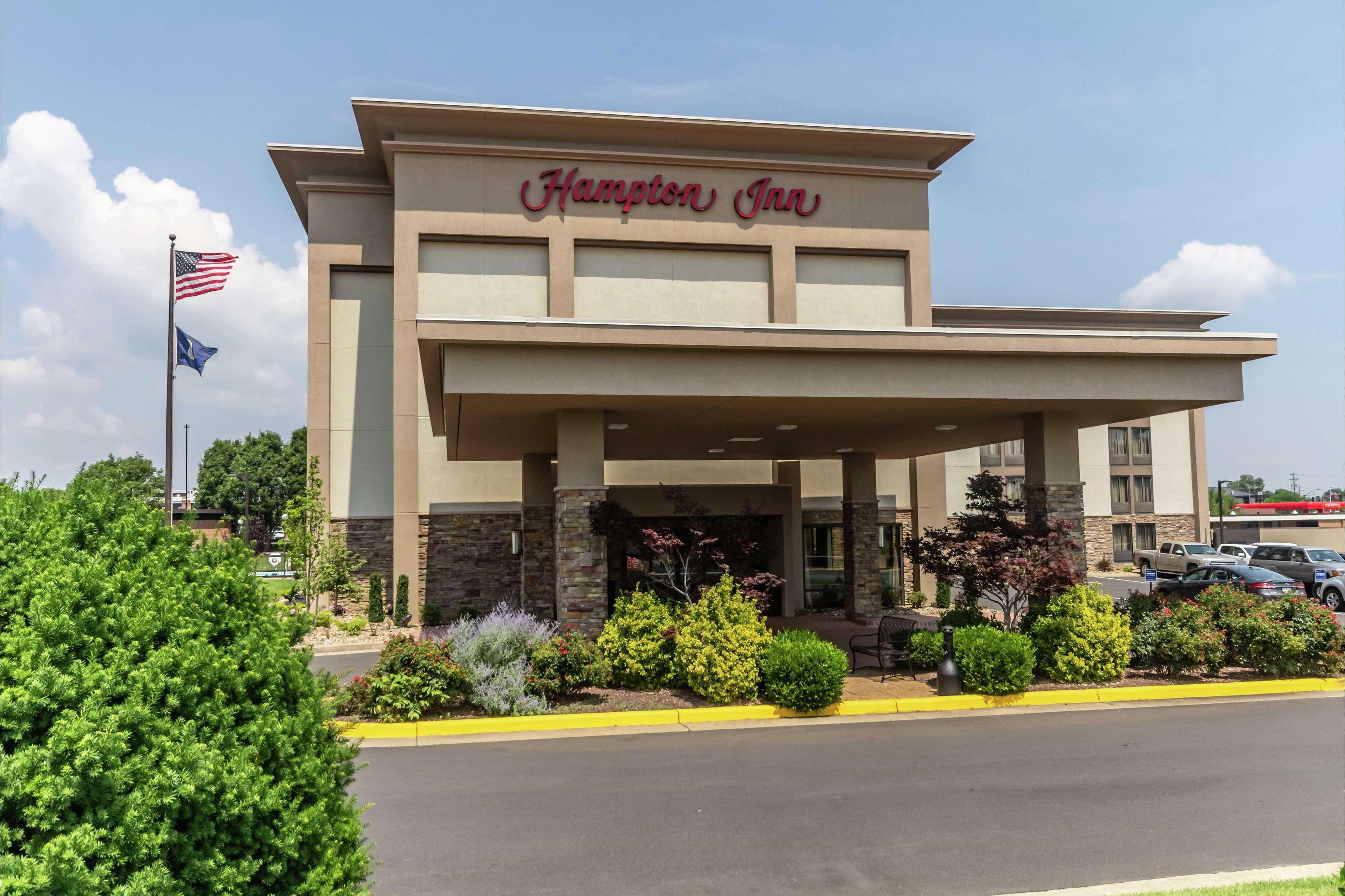 Hampton Inn Winchester-University/ Mall מראה חיצוני תמונה