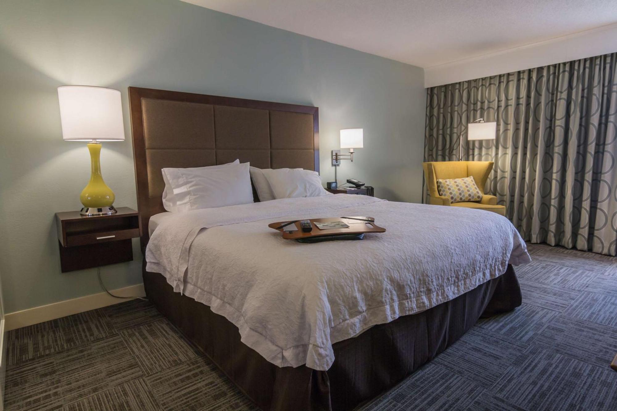Hampton Inn Winchester-University/ Mall מראה חיצוני תמונה