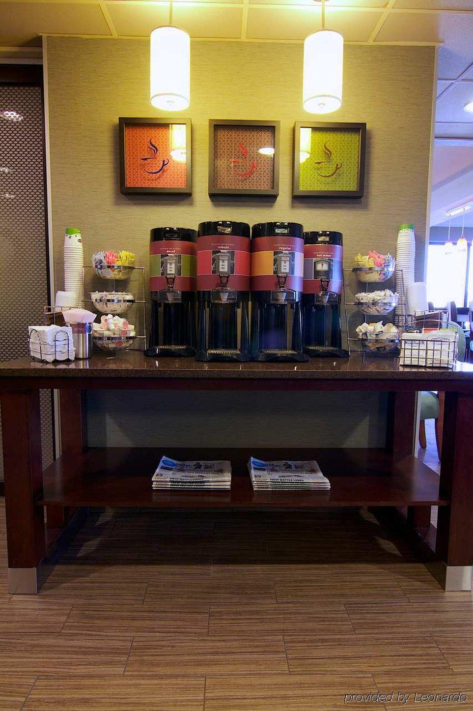 Hampton Inn Winchester-University/ Mall מראה חיצוני תמונה